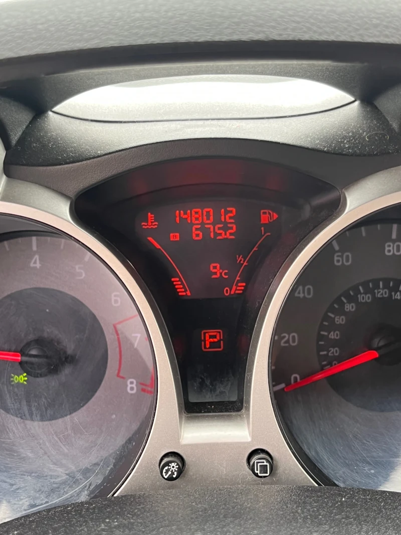 Nissan Juke, снимка 10 - Автомобили и джипове - 49270785