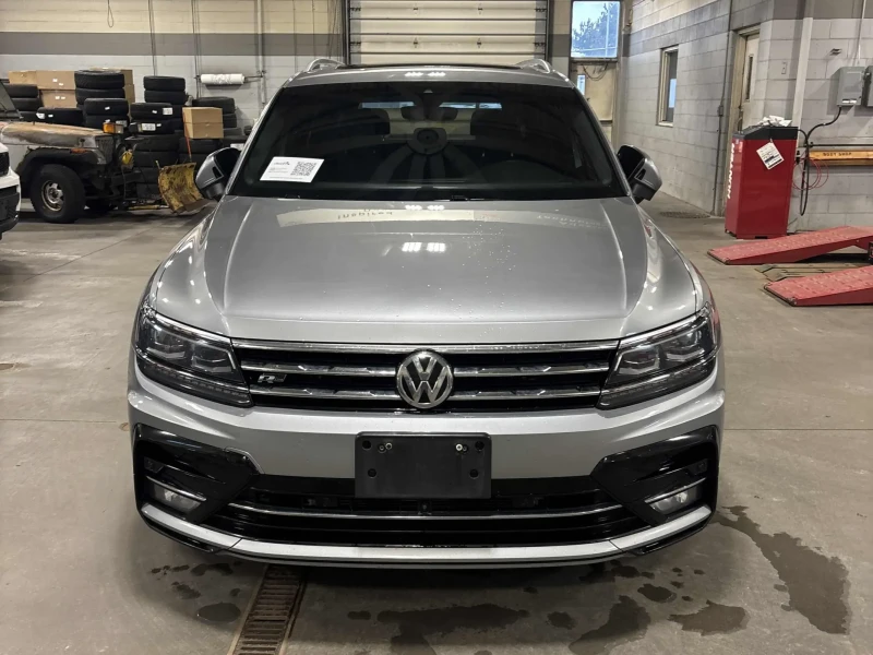 VW Tiguan R* LINE* 4MOTION* ДИГИТАЛНО* ТАБЛО* 360КАМЕРА* ДИС, снимка 4 - Автомобили и джипове - 52742848