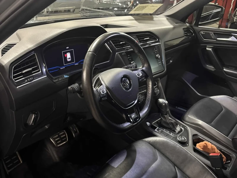 VW Tiguan R* LINE* 4MOTION* ДИГИТАЛНО* ТАБЛО* 360КАМЕРА* ДИС, снимка 6 - Автомобили и джипове - 52742848