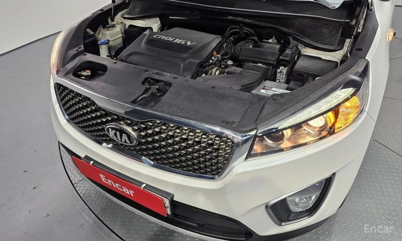 Kia Sorento, снимка 6 - Автомобили и джипове - 53031550