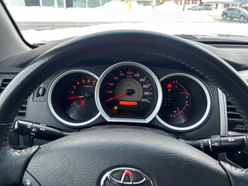 Toyota Tacoma * 4WD DoubleCab V6 Auto * CARFAX * БЕЗ ПЪРВОНАЧАЛН, снимка 8 - Автомобили и джипове - 53299634