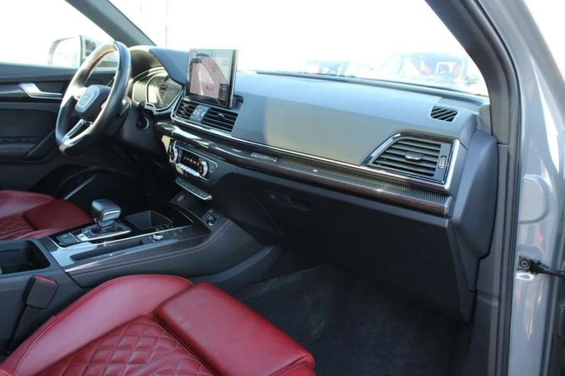 Audi SQ5 3.0T Progressiv Quattro Red Interior, снимка 10 - Автомобили и джипове - 53361524