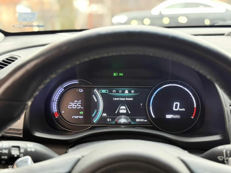 Kia Niro 64kWh SOH100% ExecutiveLine Термопомпа, снимка 7 - Автомобили и джипове - 53386690