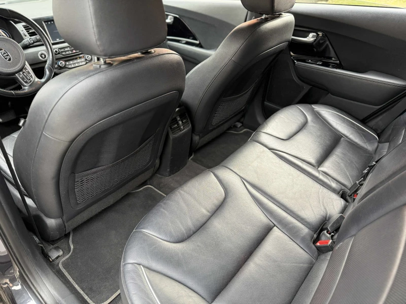 Kia Niro 64kWh SOH100% ExecutiveLine Термопомпа, снимка 6 - Автомобили и джипове - 53386690