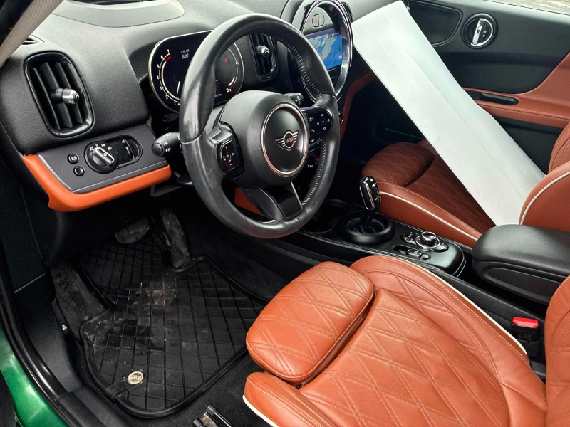 Mini Countryman 1.5L| CARFAX| PANORAMA| , снимка 8 - Автомобили и джипове - 53417909