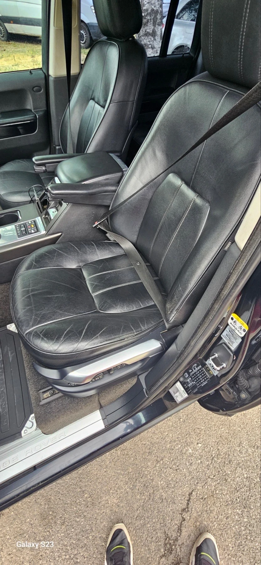 Land Rover Range rover Facelift 2011г 4.4TD V8 (313 кс) AWD 8ZFAutomatic  - изображение 7