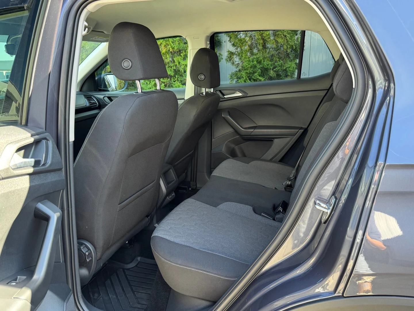 VW T-Cross Life Plus 1.5 TSI OPF DSG - изображение 8