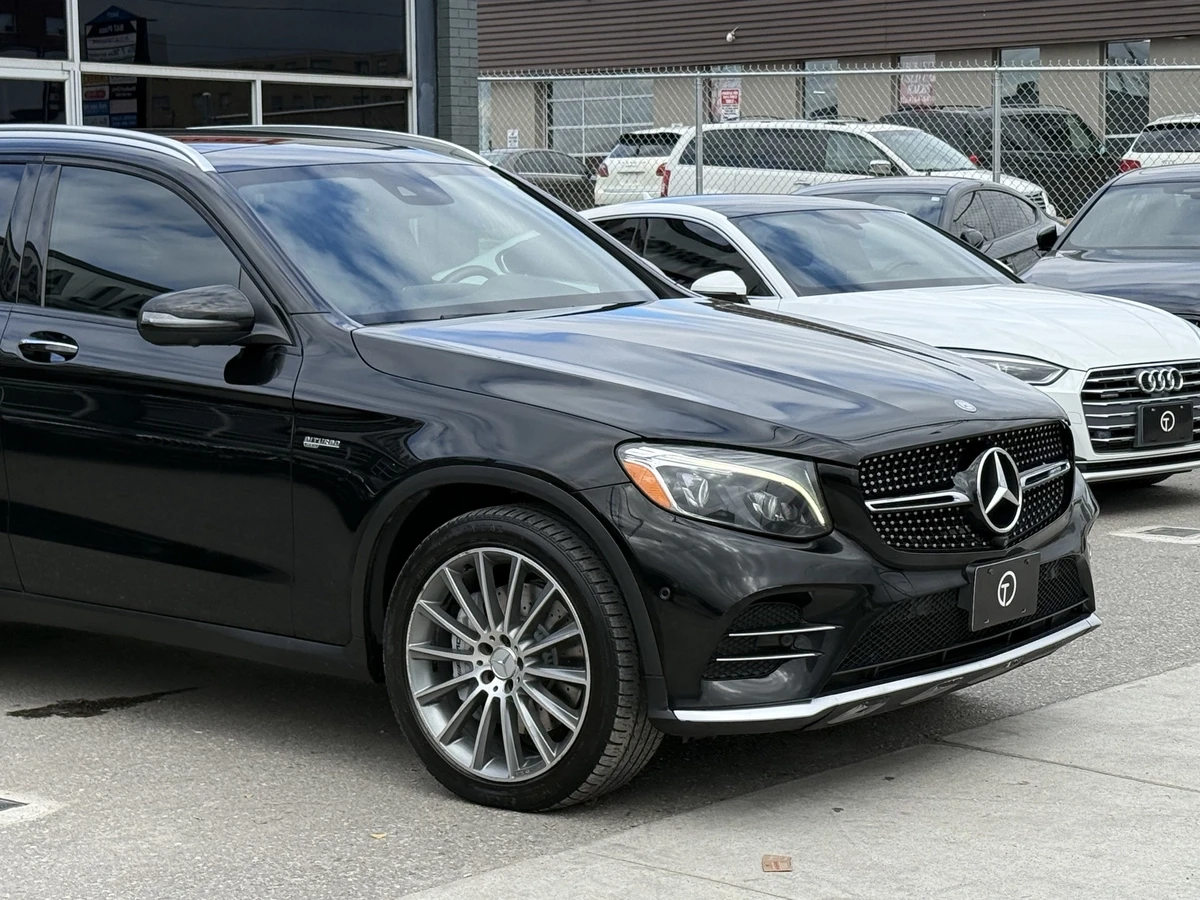 Mercedes-Benz GLC 43 AMG 4Matic 9G-Tronic / PANO / 360 / BLACK  - изображение 3