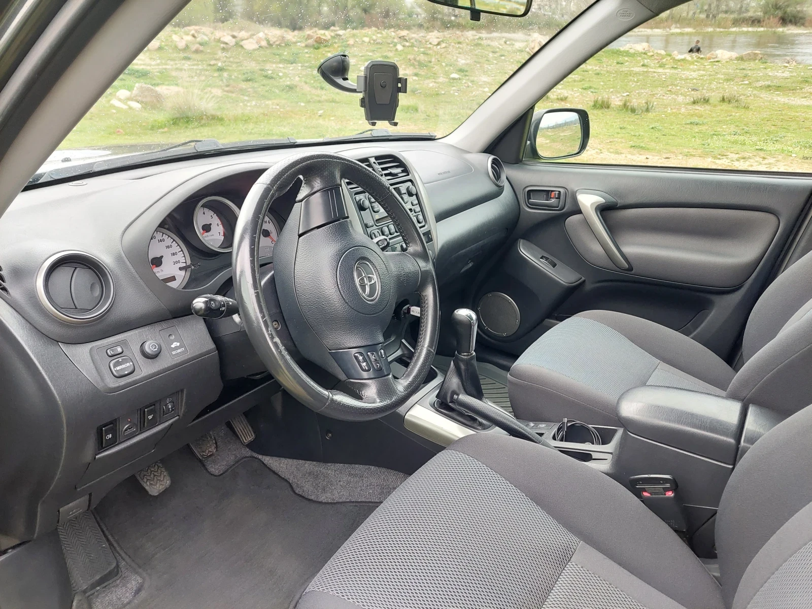 Toyota Rav4 | Mobile.bg � ����������� 4