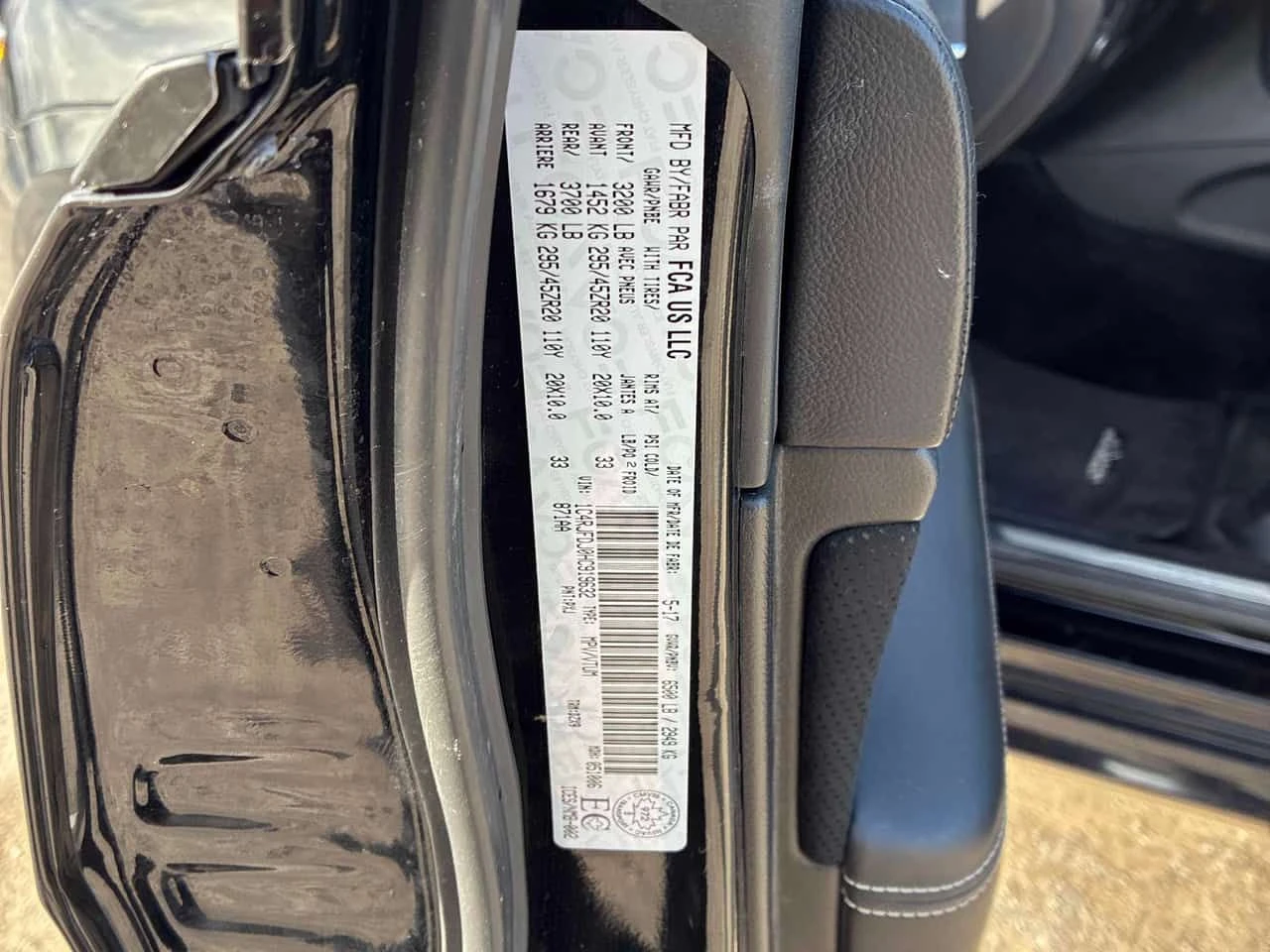 Jeep Grand cherokee SRT  CARFAX, снимка 10 - Автомобили и джипове - 53825886