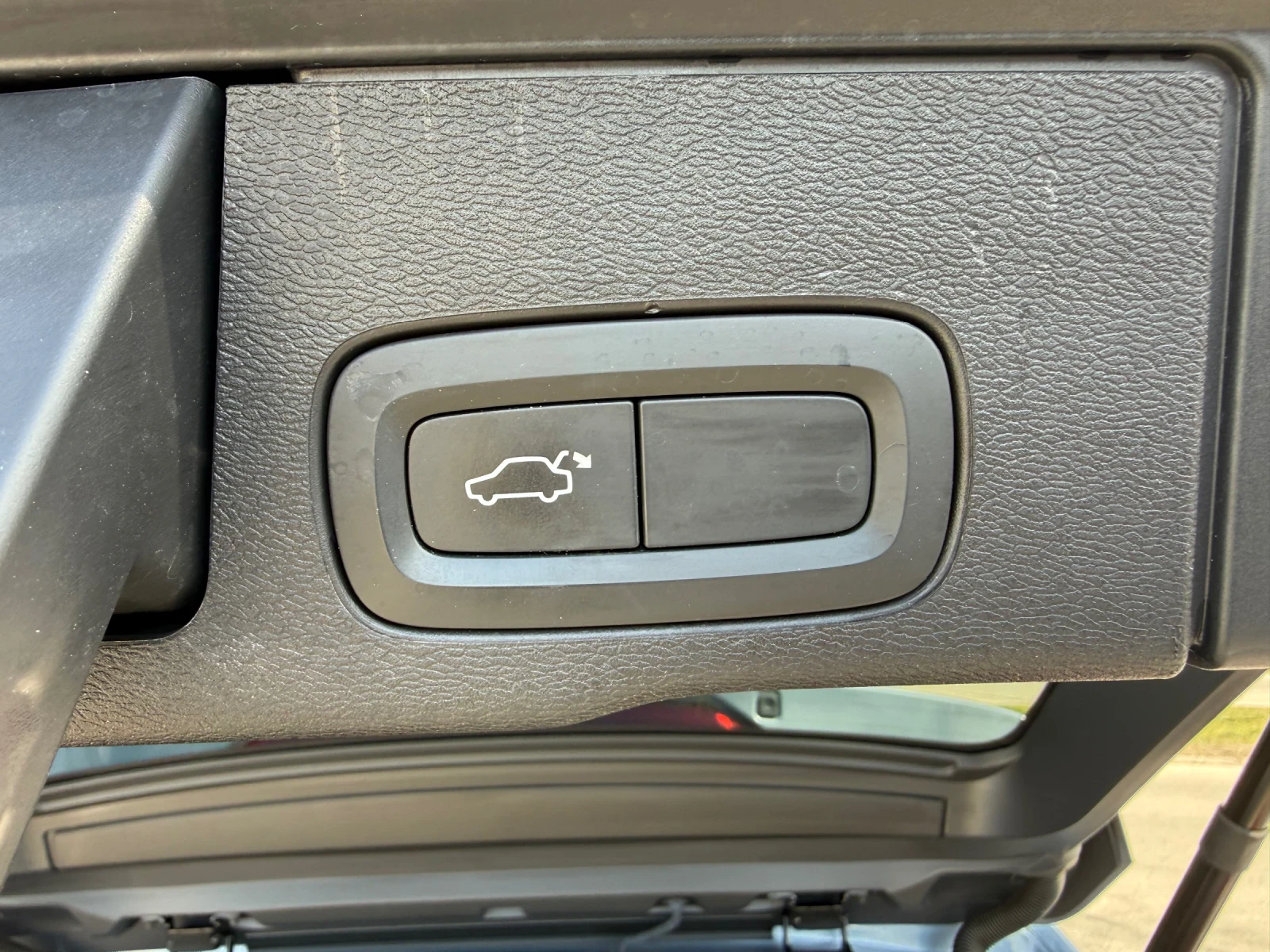 Volvo XC60 Автоматик 4х4, снимка 13 - Автомобили и джипове - 53838464