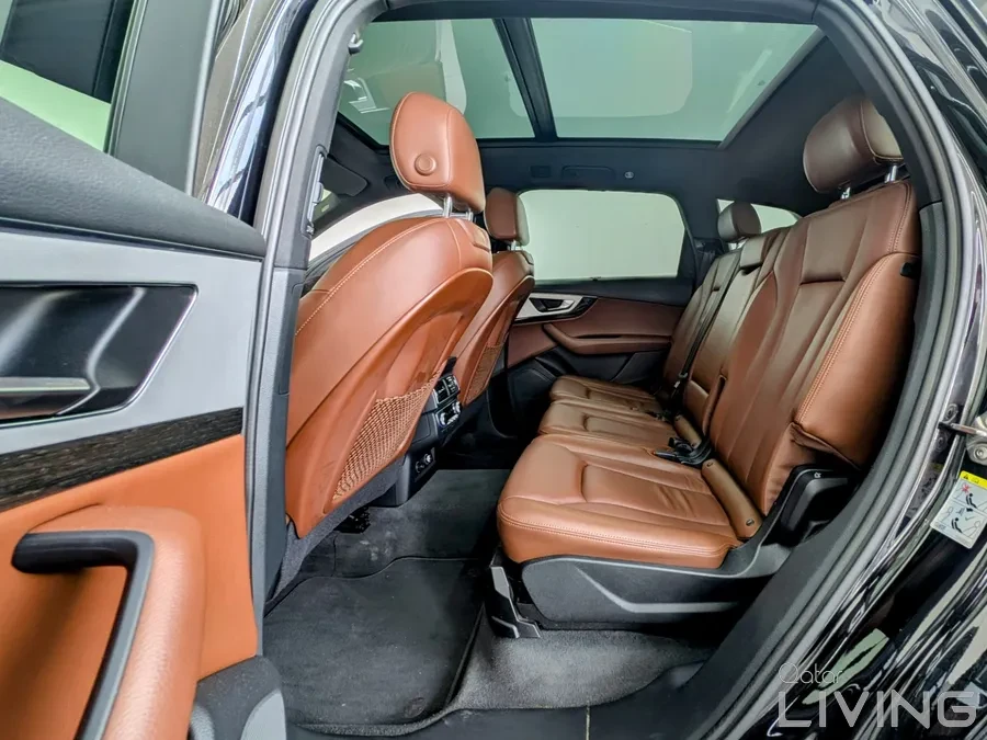 Audi Q7 45 TFSI, снимка 9 - Автомобили и джипове - 53892446