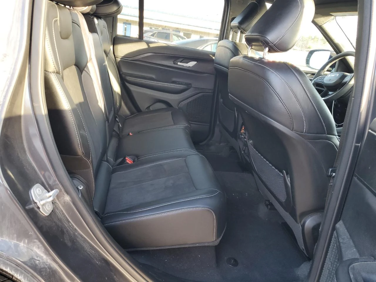 Jeep Grand cherokee * LAREDO* КОЖА* НАВИ* ПОДГРЕВ* LED* , снимка 11 - Автомобили и джипове - 53936358