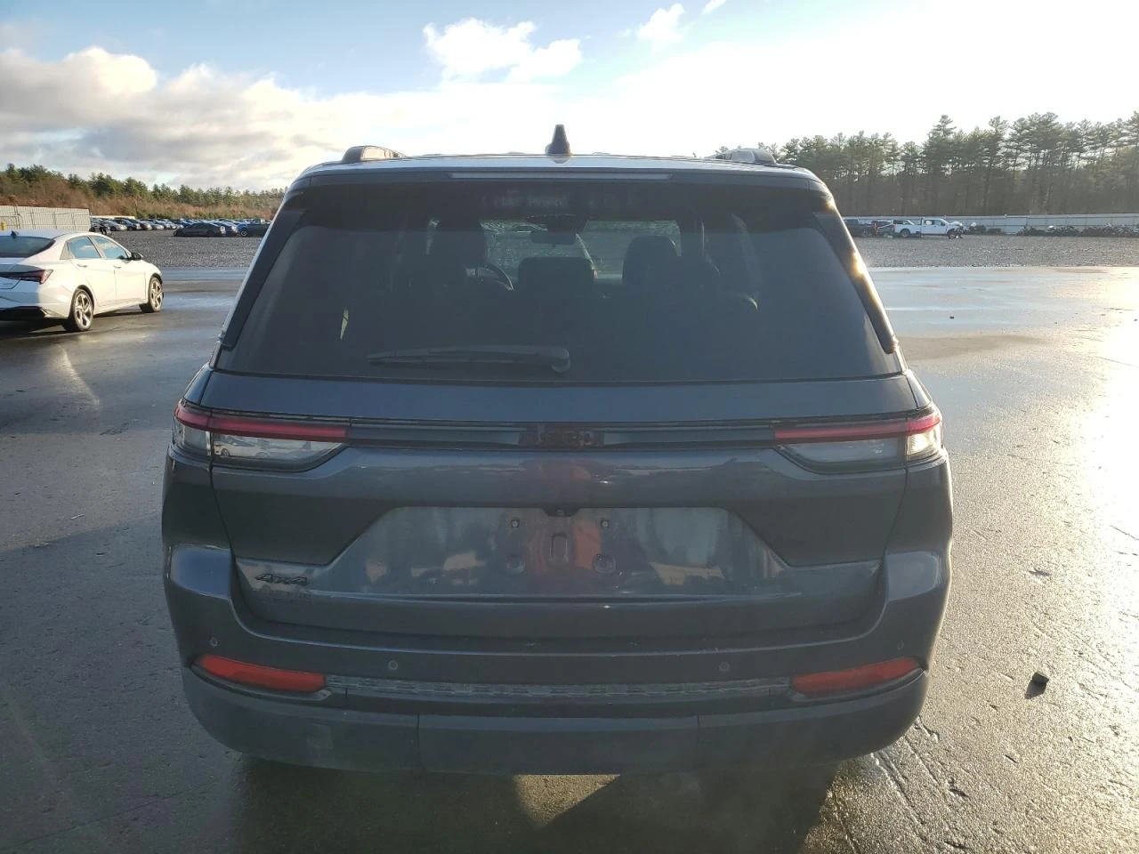 Jeep Grand cherokee * LAREDO* КОЖА* НАВИ* ПОДГРЕВ* LED* , снимка 6 - Автомобили и джипове - 53936358