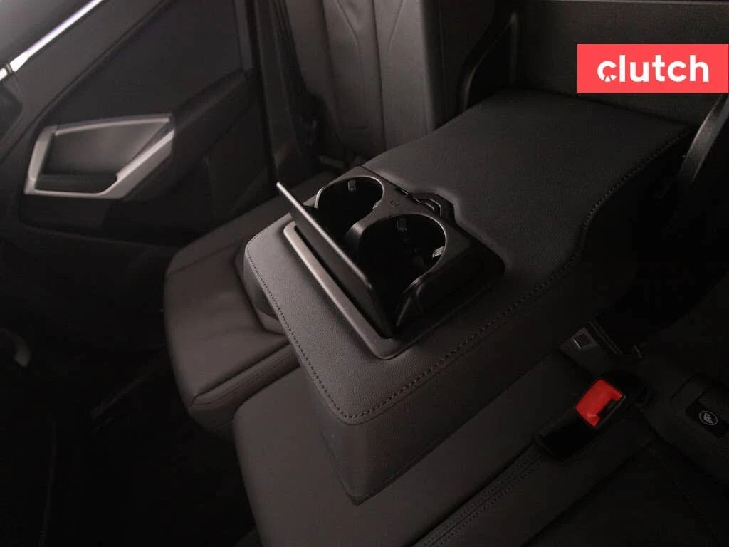 Audi Q3 Quattro* Technik* АвтоКредит* (ЦЕНА ДО БГ), снимка 13 - Автомобили и джипове - 54039007