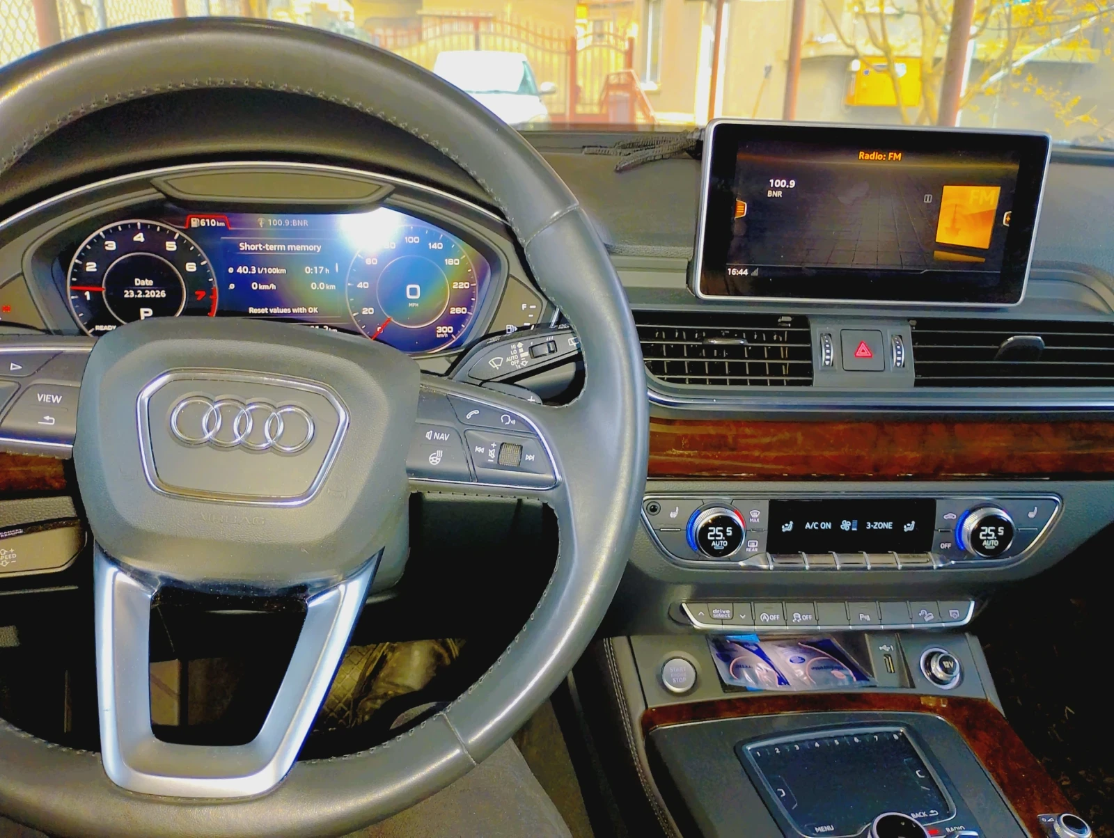 Audi Q5, снимка 2 - Автомобили и джипове - 54098778