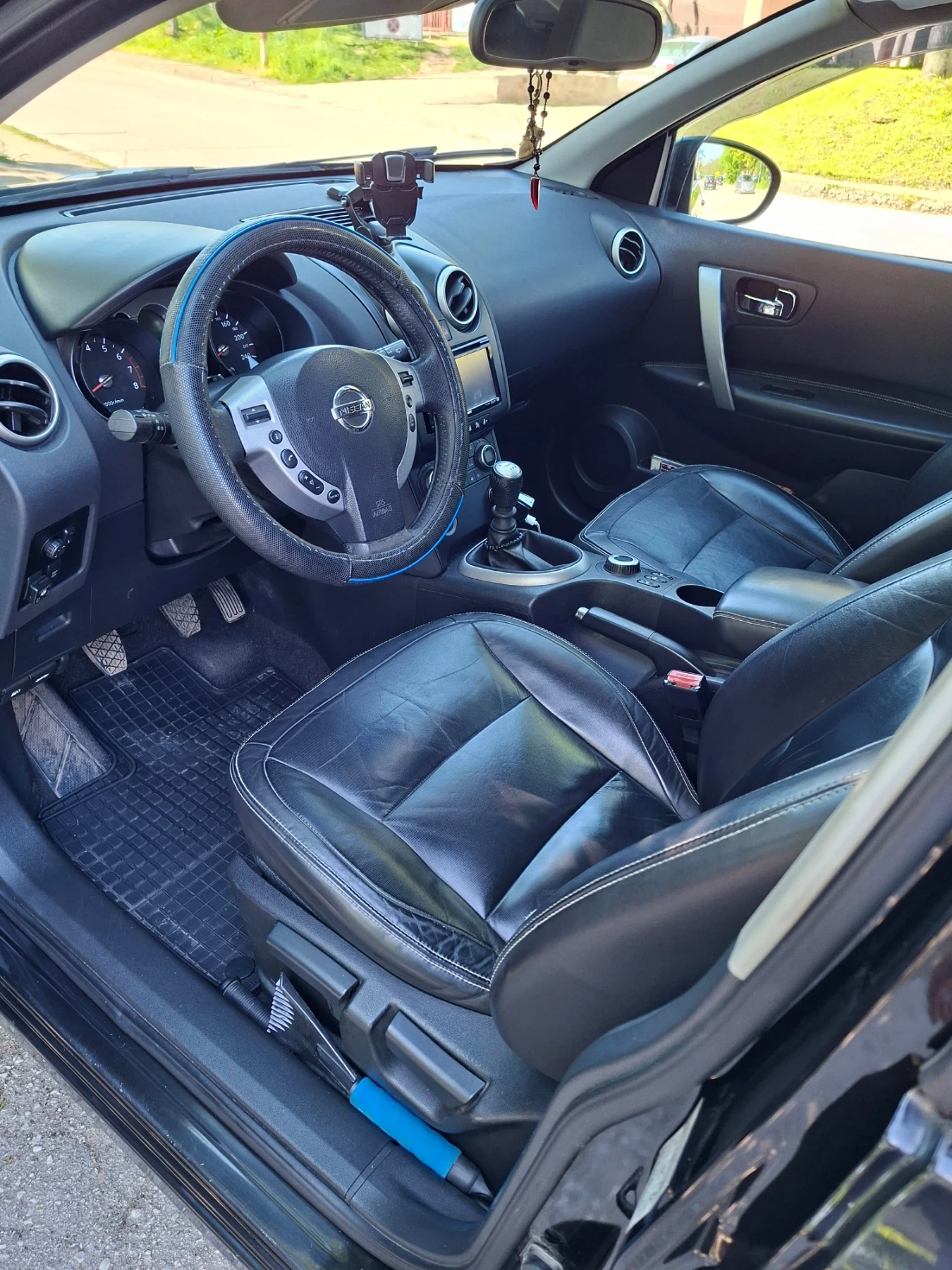 Nissan Qashqai 2.0i 4?4 ПАНОРАМА/KEYLESS/ПОДГРЕВ/ТОП, снимка 6 - Автомобили и джипове - 54455391