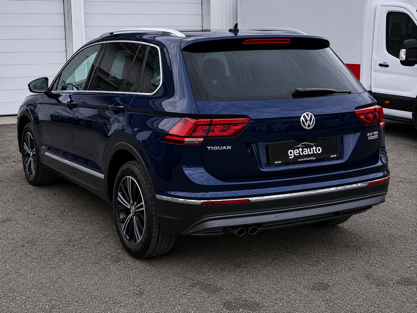 VW Tiguan 2.0 TDI-4Motion-DSG-Дигитално табло-Keyless-Камера, снимка 4 - Автомобили и джипове - 54661770