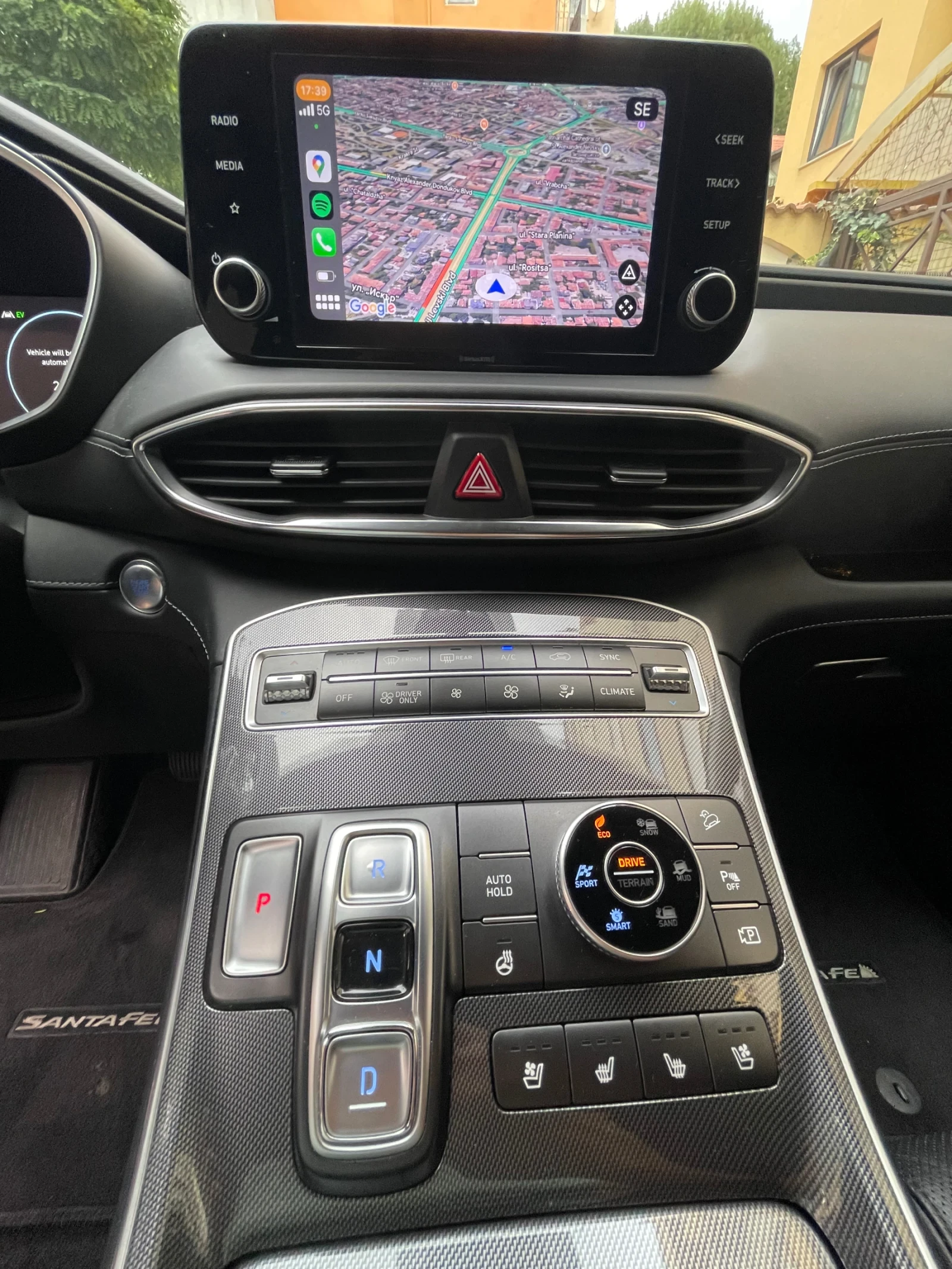 Hyundai Santa fe HYBRID 1.6, снимка 10 - Автомобили и джипове - 54756026