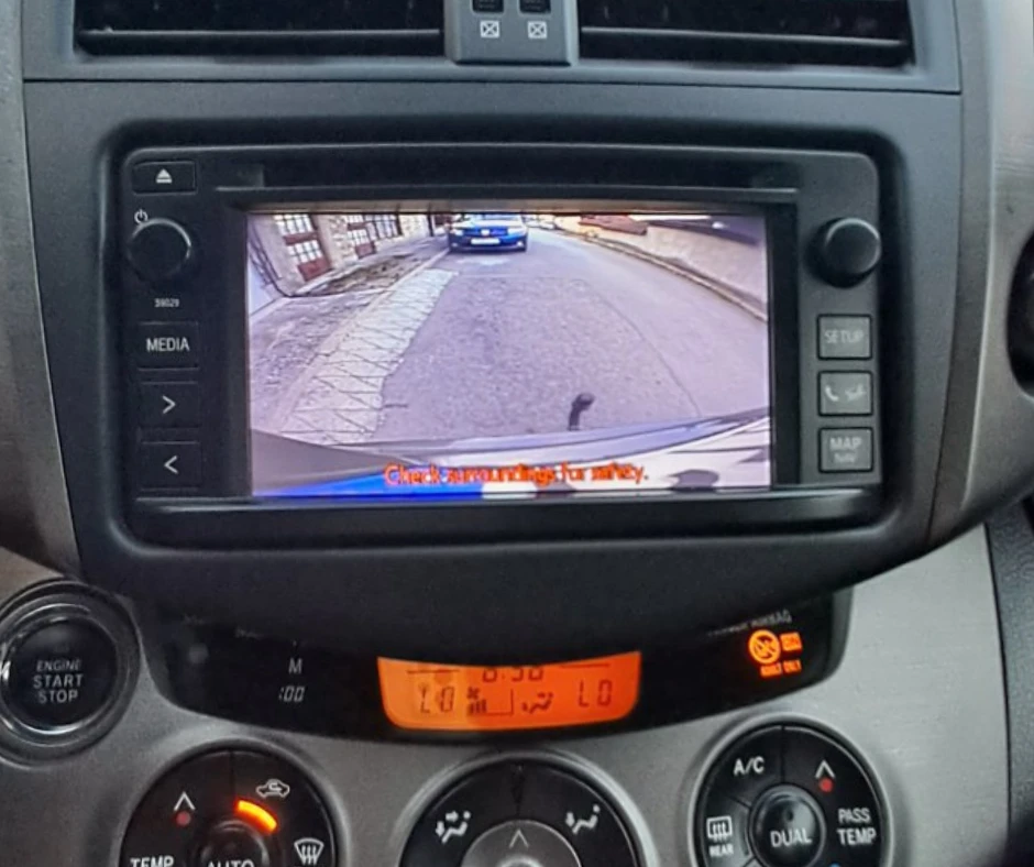 Toyota Rav4, снимка 11 - Автомобили и джипове - 55166365