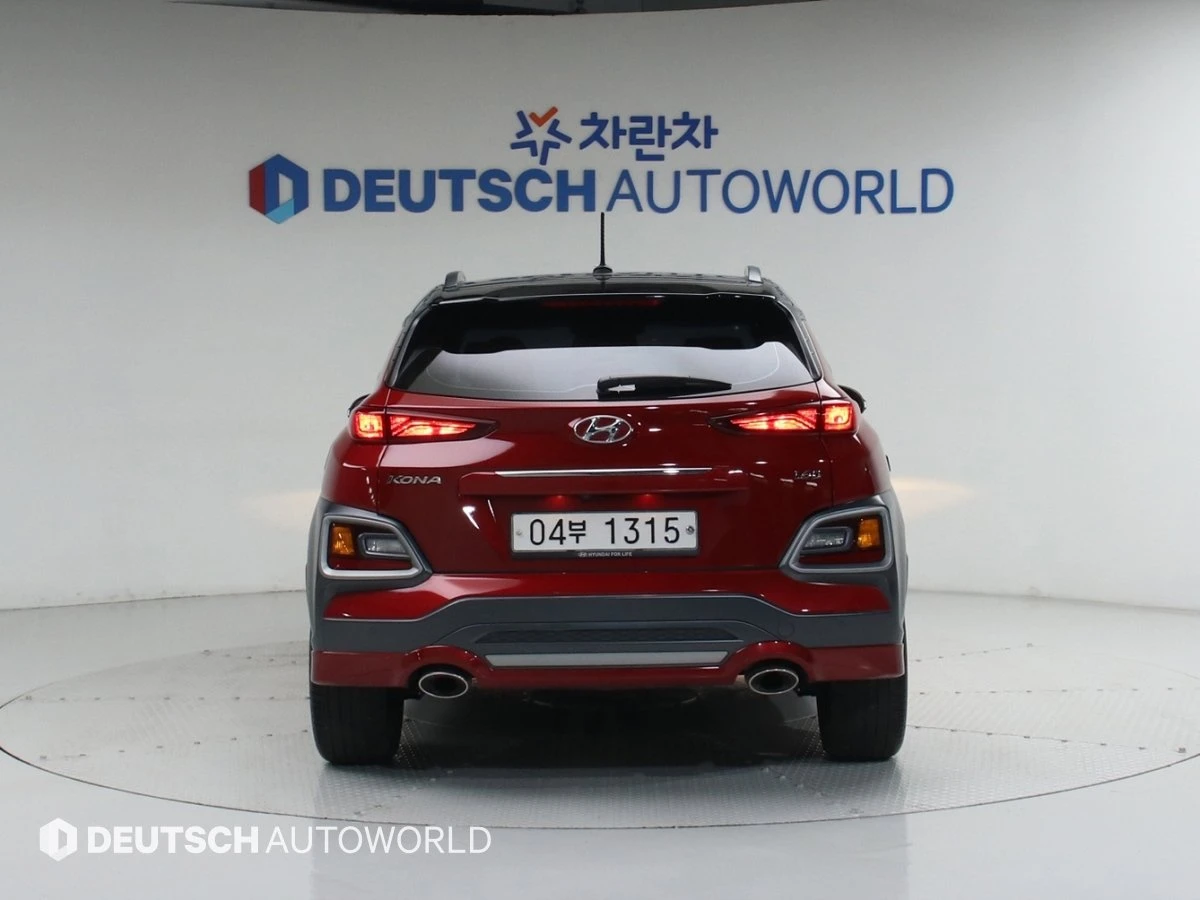 Hyundai Kona 1.6* KEYLESS* ПОДГРЕВ ВОЛАН* BLIND SPOT* КРАЙНА ЦЕ, снимка 4 - Автомобили и джипове - 55318952