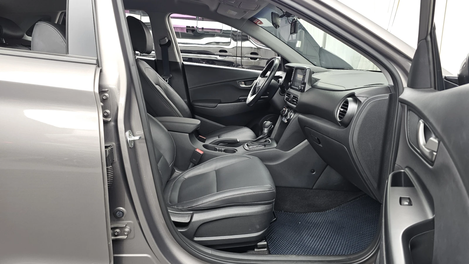 Hyundai Kona 1.6T Modern pop* ПОДГРЕВ ВОЛАН* КРАЙНА ЦЕНА, снимка 11 - Автомобили и джипове - 55318952