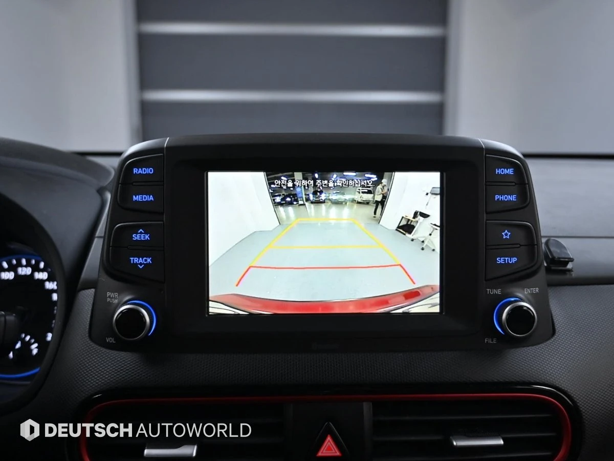 Hyundai Kona 1.6* KEYLESS* ПОДГРЕВ ВОЛАН* BLIND SPOT* КРАЙНА ЦЕ, снимка 15 - Автомобили и джипове - 55318952