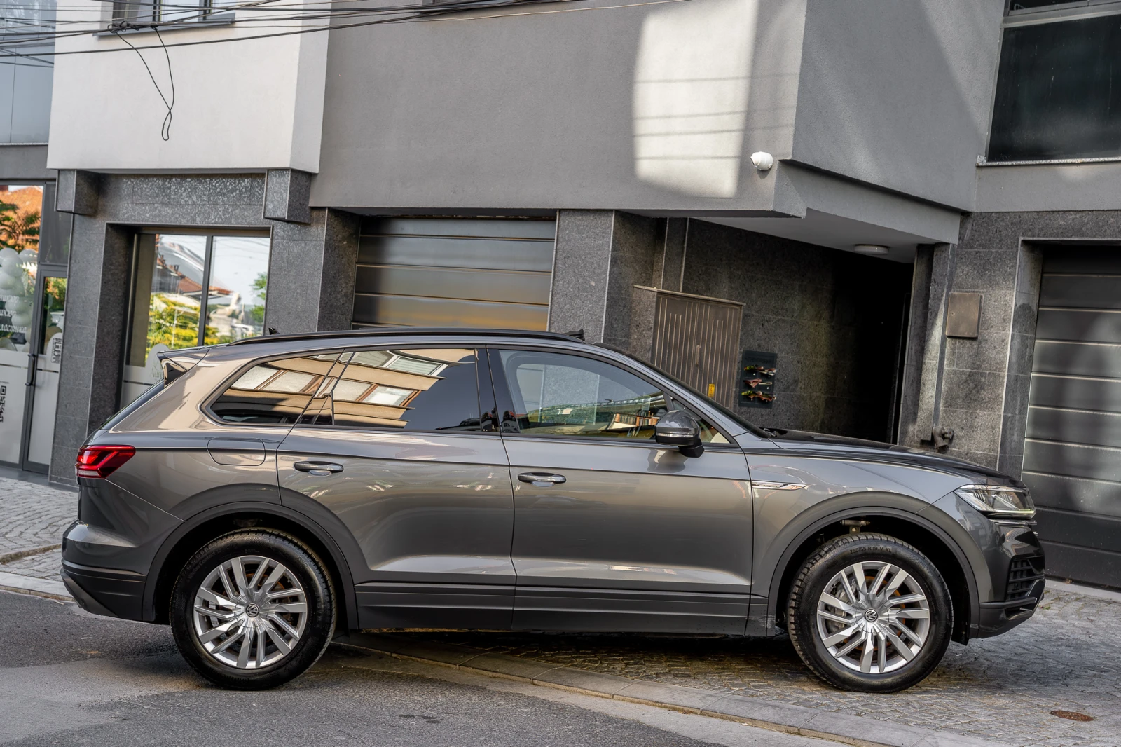 VW Touareg Панорама, снимка 7 - Автомобили и джипове - 55449025