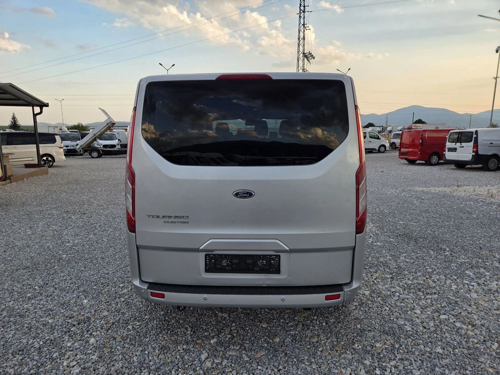 Ford Transit Custom TOURNEO, 9местен, АВТОМАТ, Климатик - изображение 4