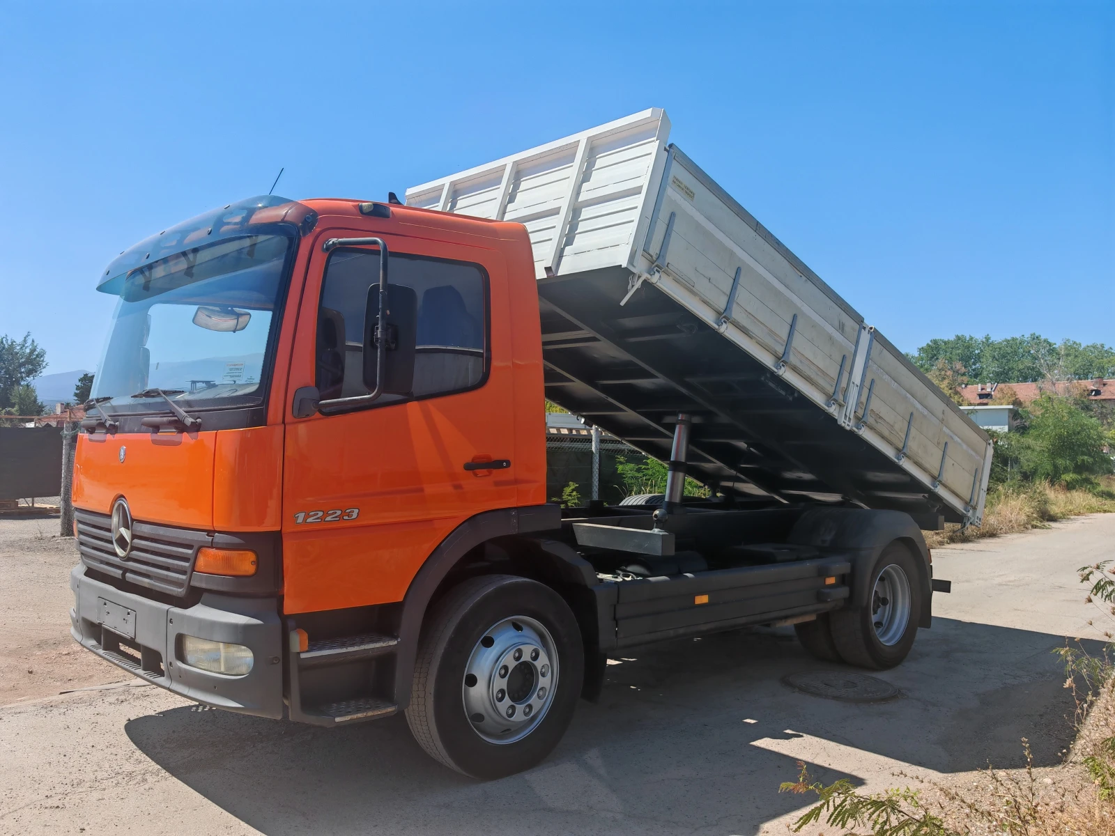 Mercedes-Benz Atego 1523