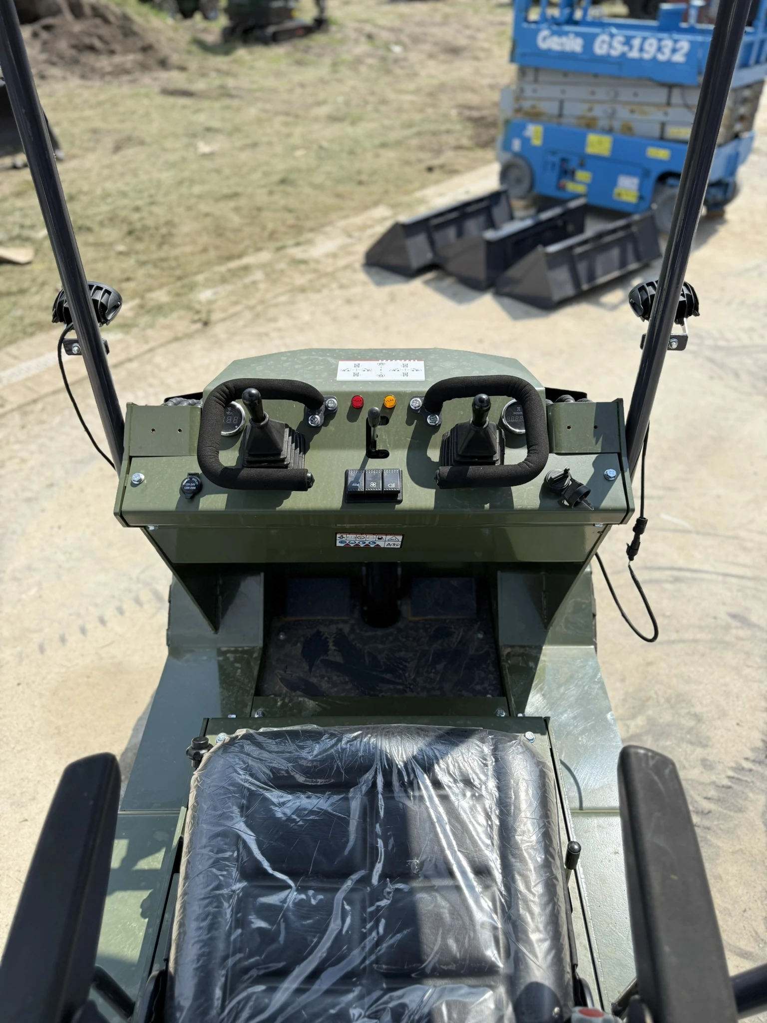 Мини челни товарачи Atlas Copco Мuller S1.2 (Гуми) | 2цил | Нов | Гаранция, снимка 4 - Индустриална техника - 55438642