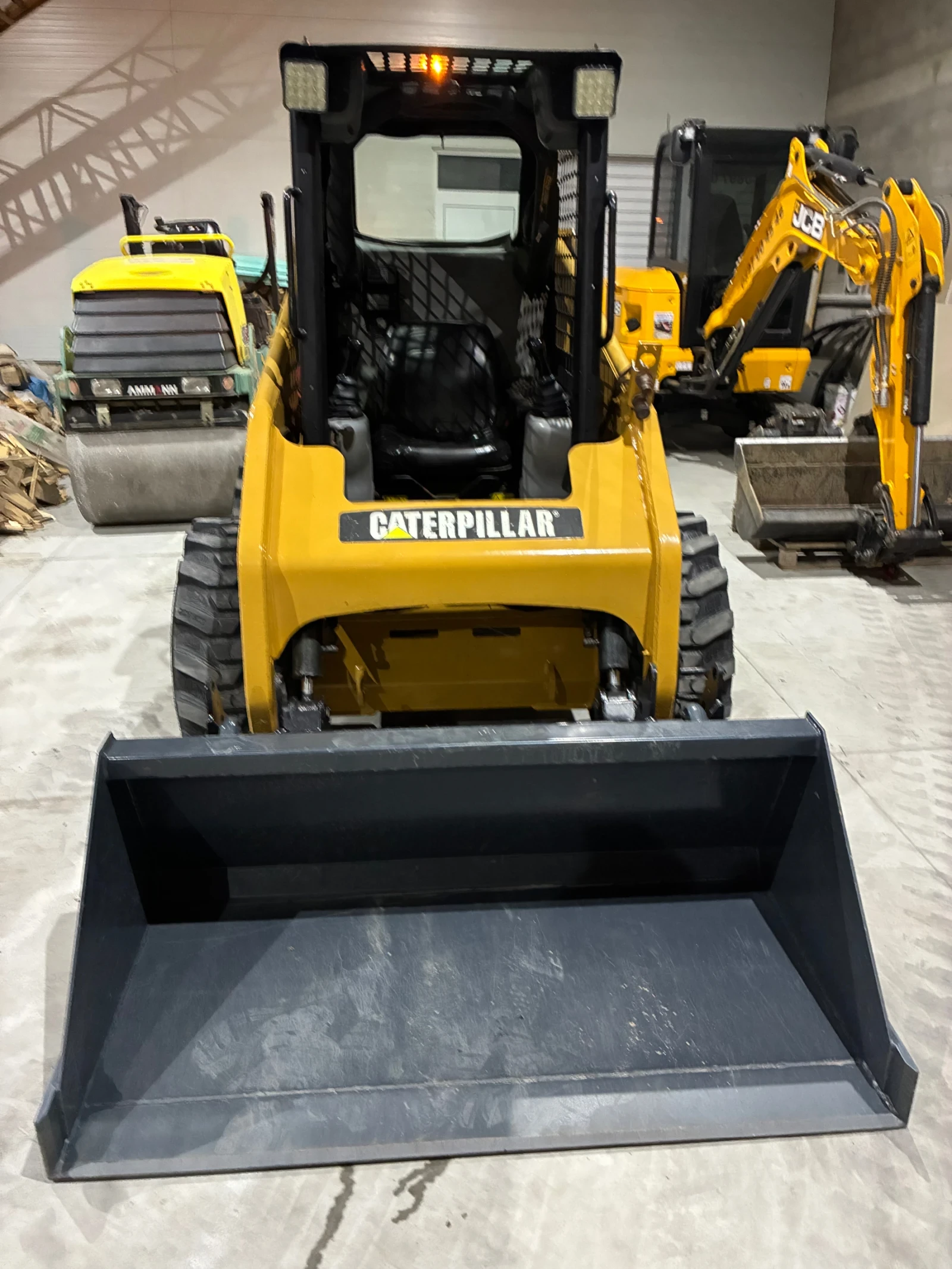 ���� ����� �������� Cat 226 B-3 | Mobile.bg � ����������� 4