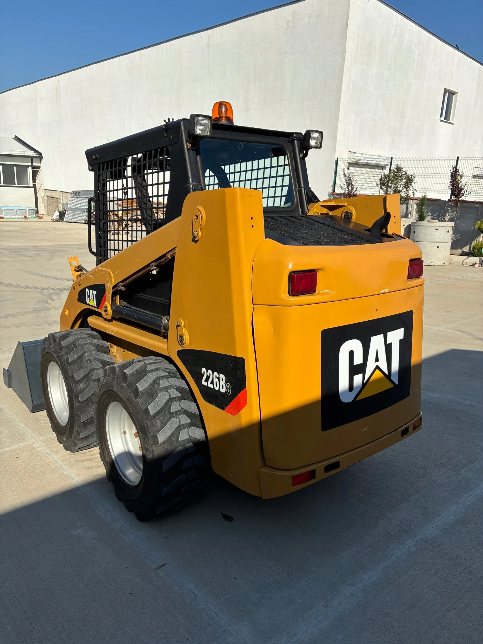 ���� ����� �������� Cat 226 B-3 | Mobile.bg � ����������� 12