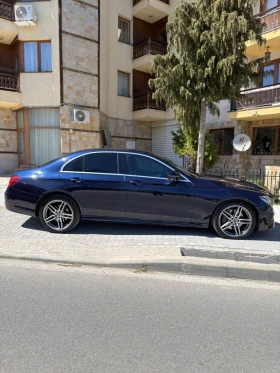 Mercedes-Benz E 220  4 MATIC -Спорт Пакет, снимка 9