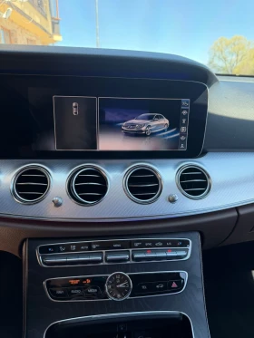 Mercedes-Benz E 220  4 MATIC -Спорт Пакет, снимка 17
