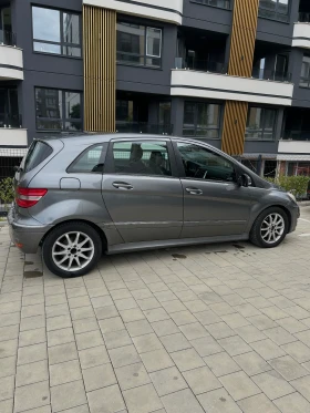 Mercedes-Benz B 200, снимка 2