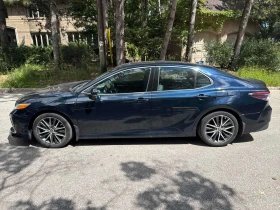 Toyota Camry * Hybrid * CARFAX * ОПЦИЯ ЗА ФИНАНСИРАНЕ, снимка 2