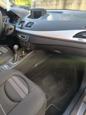 Renault Megane 1.5dci - 4750 € / 9290.19 лв. - 86074482 6