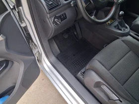 VW Touran - 3300 € / 6454.24 лв. - 95225874 4