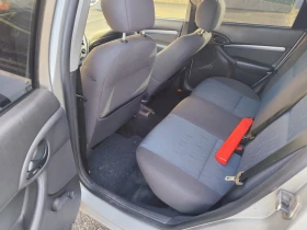 Ford Focus 1.6i zetec  - 1200 € - 60810016 4