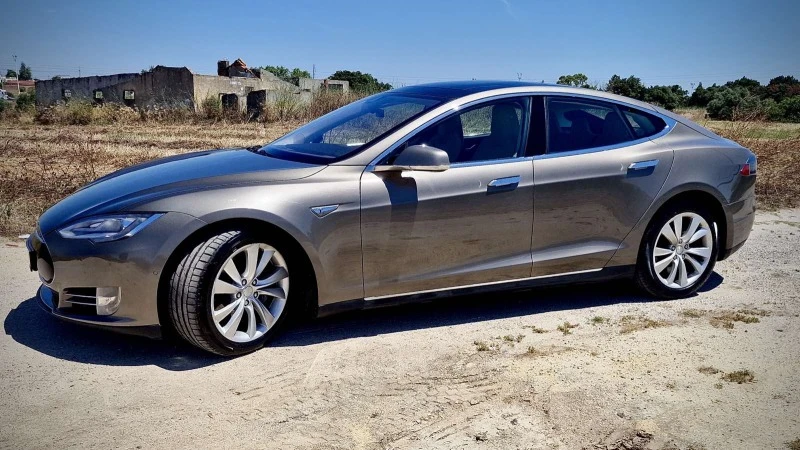 Tesla Model S 85D, снимка 3 - Автомобили и джипове - 47328344