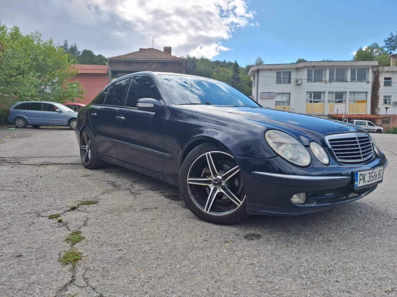 Mercedes-Benz E 270 Може ? бартер , снимка 2 - Автомобили и джипове - 48746794