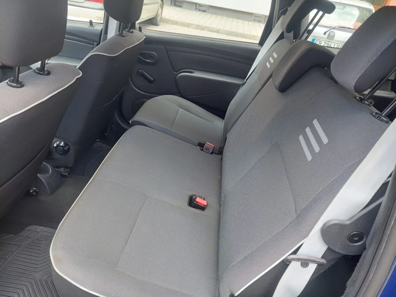 Dacia Logan 1.6I  6+ 1 127000km. НОВА, снимка 10 - Автомобили и джипове - 52354275