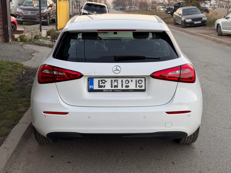 Mercedes-Benz A 220 Обслужвана само в мерцедес! , снимка 4 - Автомобили и джипове - 52805798