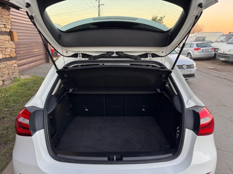 Mercedes-Benz A 220 Обслужвана само в мерцедес! , снимка 10 - Автомобили и джипове - 52805798