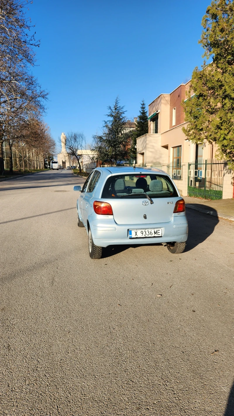 Toyota Yaris 1.3 Vvti, снимка 5 - Автомобили и джипове - 53240730