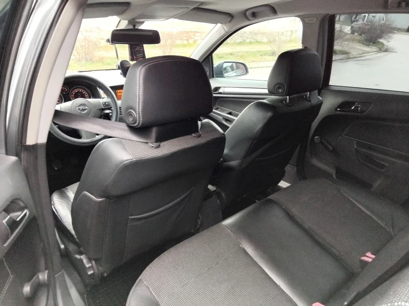 Opel Astra 1.6i.105k+ КЛИМА + ГАЗ ИНЖЕКЦИОН. 2005г , снимка 10 - Автомобили и джипове - 53328528