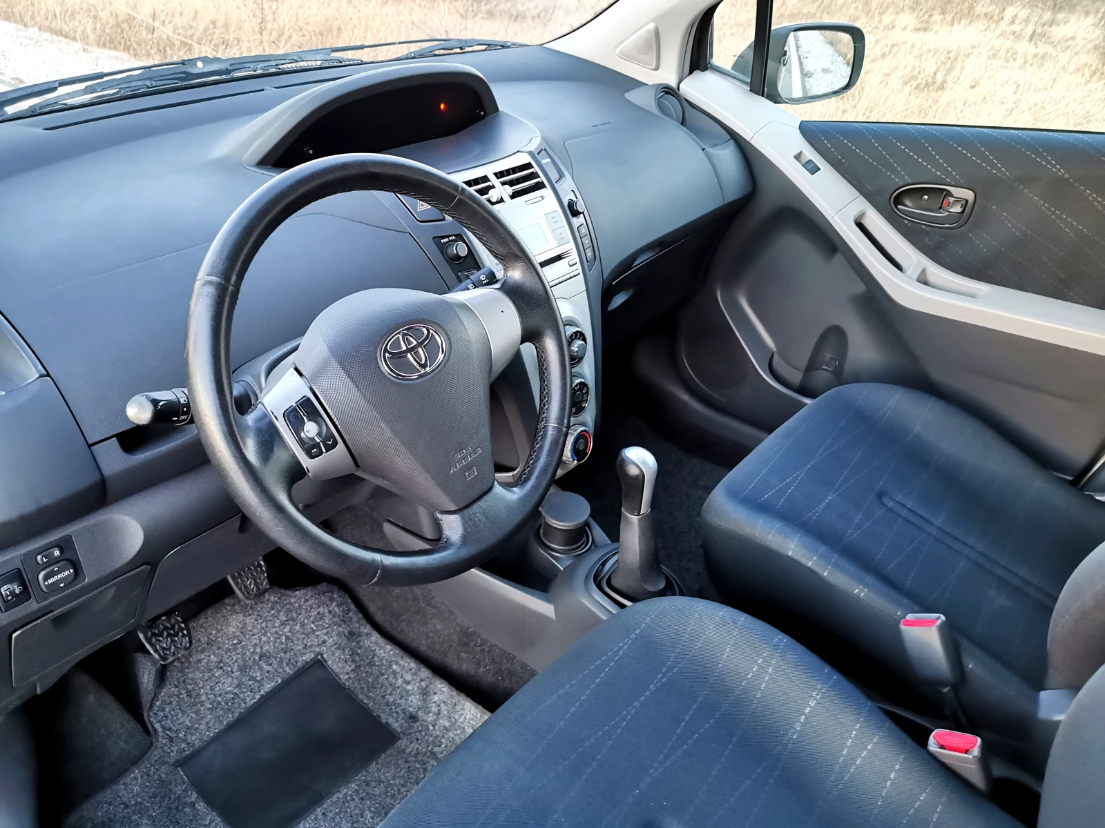 Toyota Yaris 1.4 d4d 90ps - изображение 6