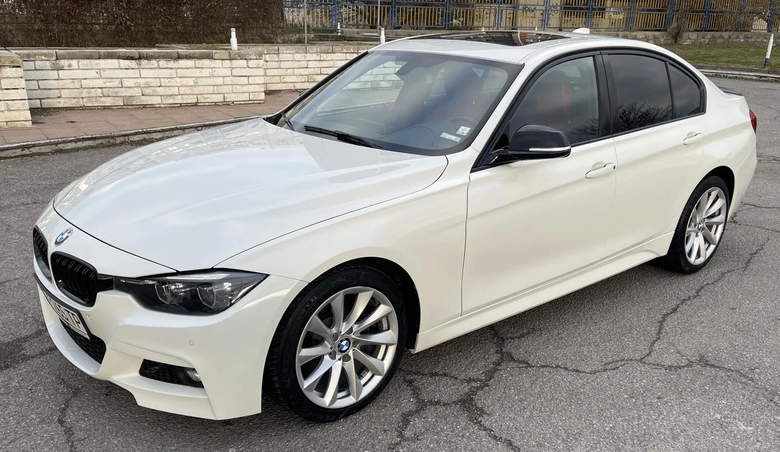 BMW 330 330ix - изображение 2