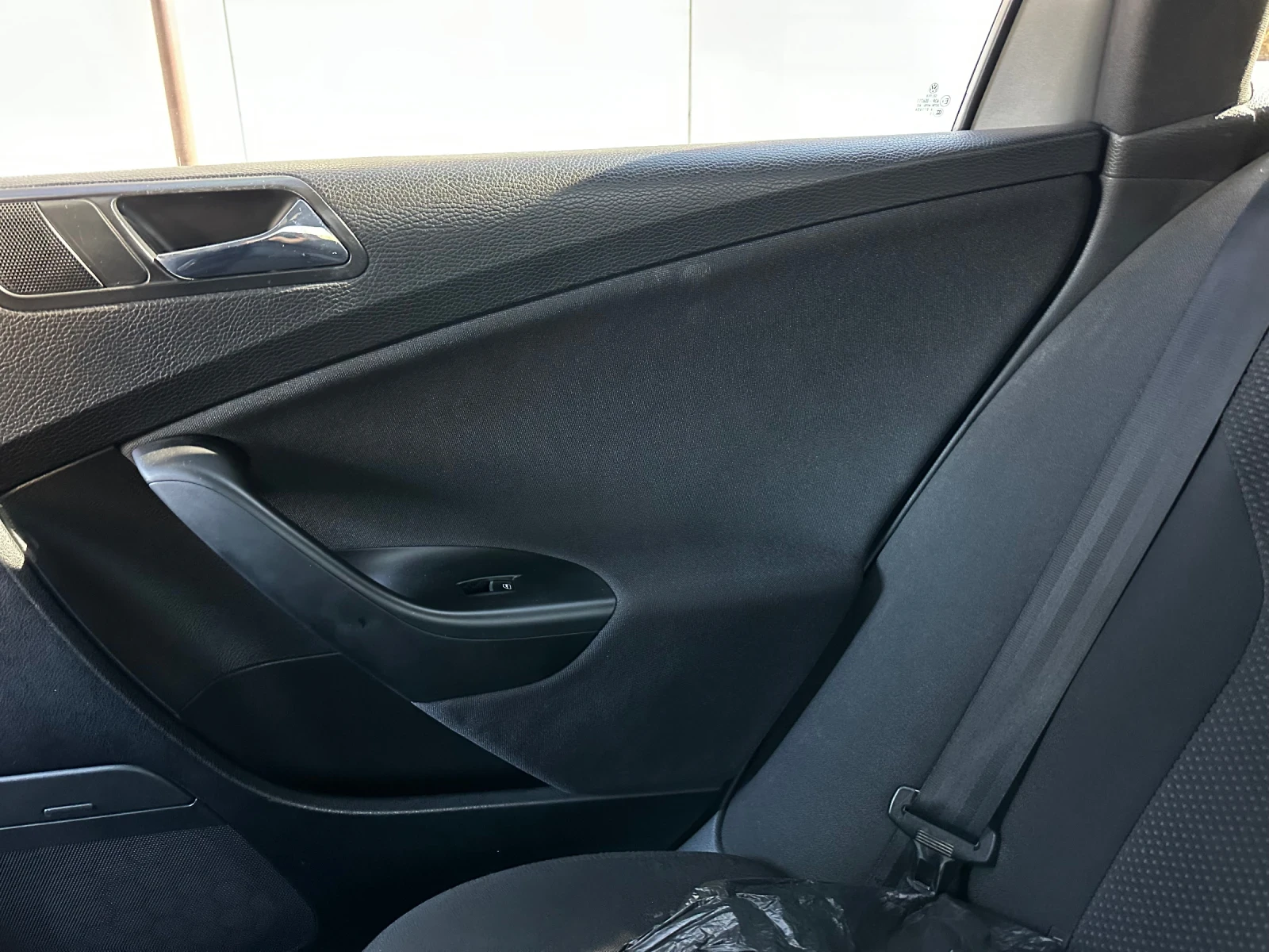 VW Passat 2.0 TDI - изображение 10